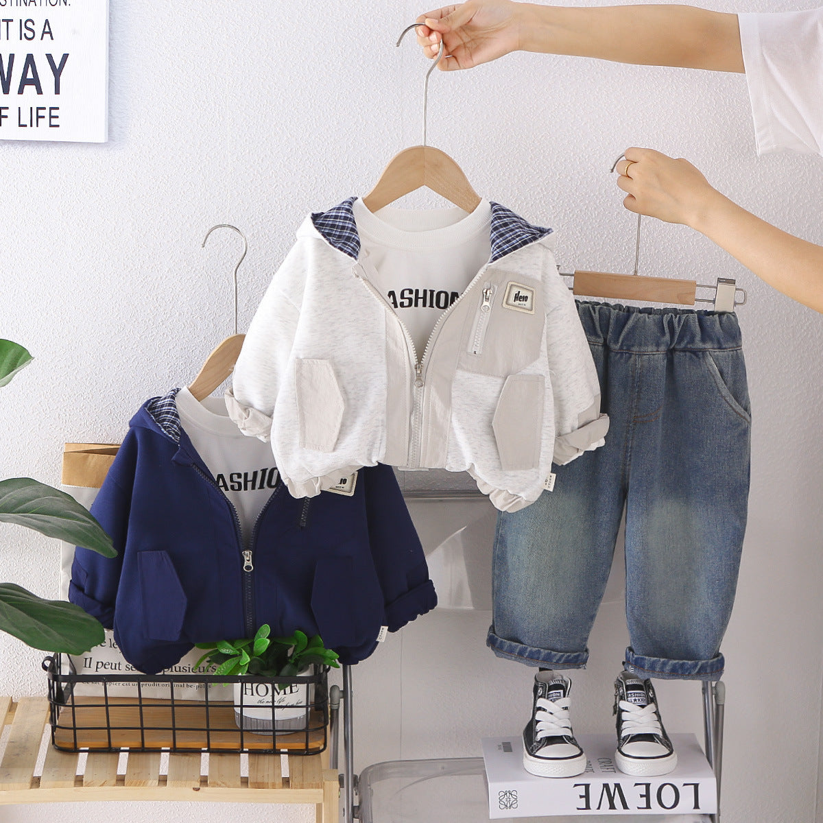 Baby autumn casual hooded long sleeved three piece set